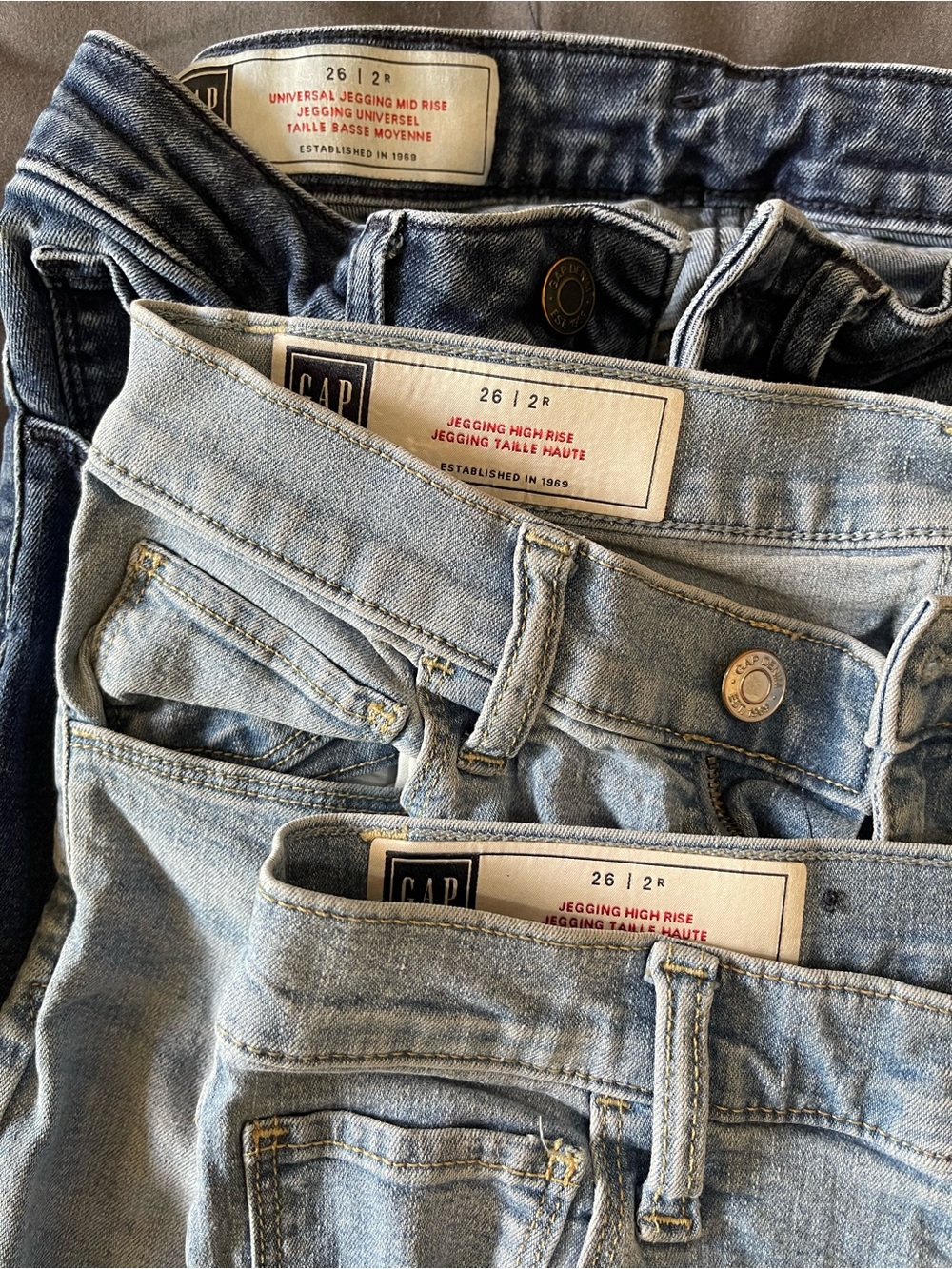 GAP Bundle Jeggings Mid Rise x1 High Rise Distressed x2 Dark and Light Wash